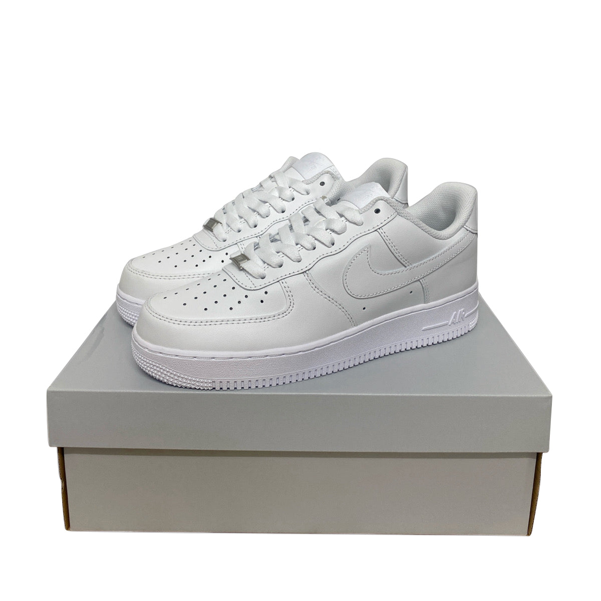 Nike Air Force 1 Junior Older Kids Trainers White